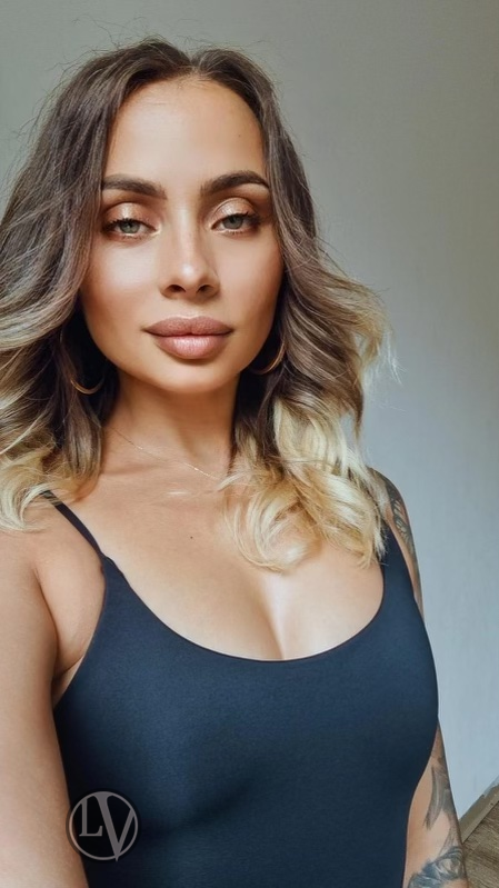 *Isabella